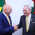 Luciano Hang acompanha posse de Hermes Klann em Brasília; VÍDEO
