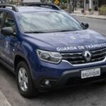 Motorista com sinais de embriaguez desacata agente e vai parar na DP