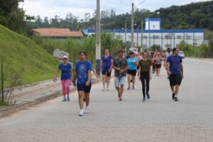 Previsão de chuva: Caminhada da Saúde é transferida em Guabiruba