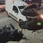 Colisão entre moto e carro deixa homem ferido em Brusque