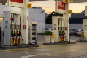 Governo fixa subvenção à gasolina em R$ 0,44 por litro