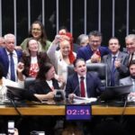 Câmara aprova, em dois turnos, PEC pelo fim da escala 6×1