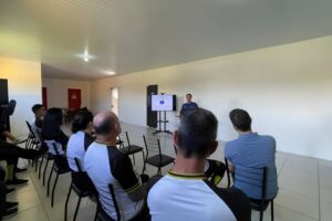 Brusque FC promove palestra de primeiros socorros com profissionais do clube