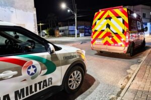 Homem fica ferido ao reagir a assalto em Ilhota