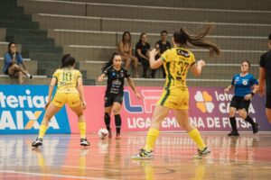 LIGA FEMININA: Barateiro Havan vence jogo intenso contra a Copagril
