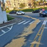 Óleo na pista exige atenção redobrada de motoristas e motociclistas na Beira Rio