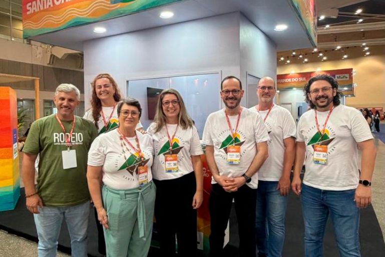 Prefeitura de Brusque participa do Salão do Turismo
