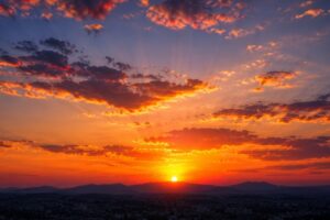 Você sabe por que o céu muda de cor ao amanhecer e entardecer?