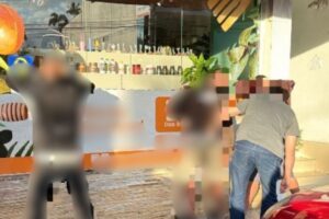 DIC de Brusque prende dupla suspeita de tráfico no bairro Azambuja