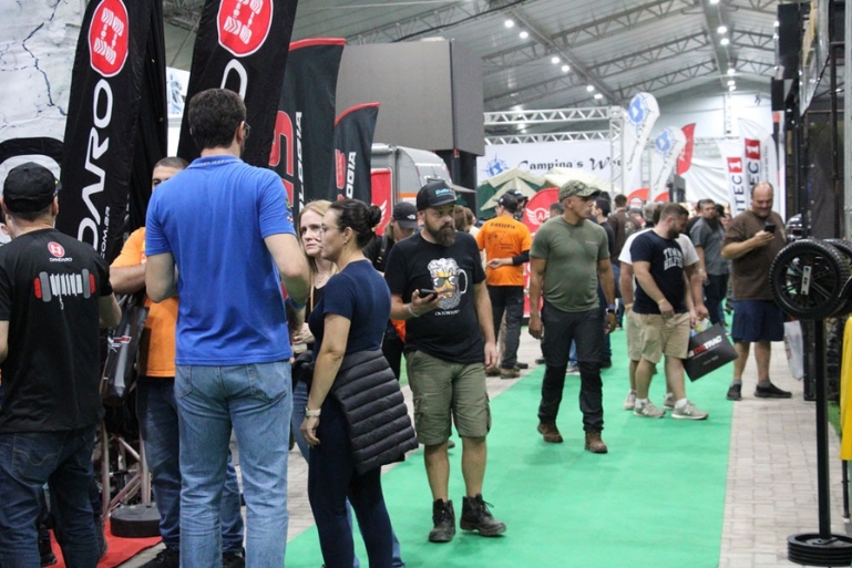 Salão Off-Road e exposição de Jeep Willys reforçam essência da Fenajeep