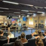 Prefeitura de Brusque promove palestra sobre gestão de conflitos para lideranças do serviço público