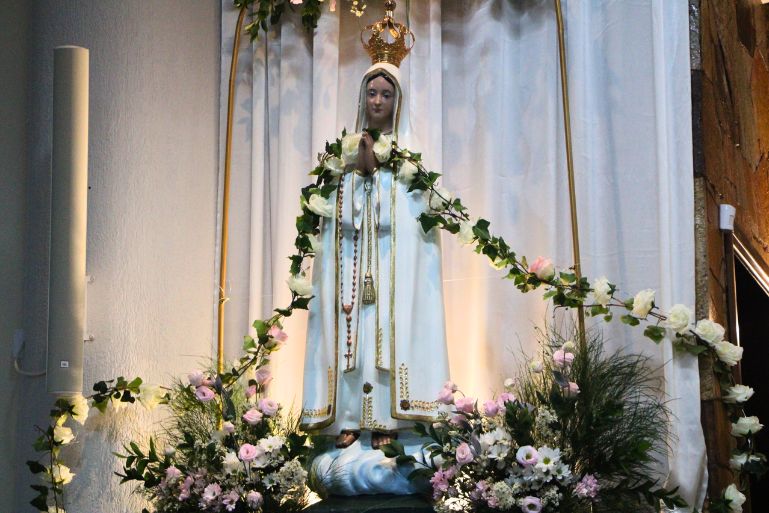Comunidade do Bairro Jardim Maluche celebra Nossa Senhora de Fátima