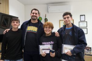 Estudantes de Brusque embarcam para intercâmbio cultural na Alemanha