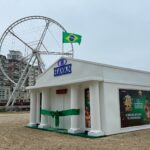 Casa misteriosa da Havan desperta curiosidade ao surgir nas areias de Porto Belo