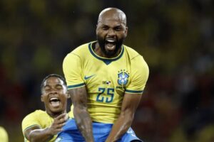 Ancelotti escala dois times e seleção se despede com goleada diante do Panamá