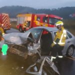 Colisão frontal deixa três pessoas feridas em Penha (SC)