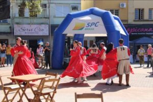 CDL Brusque celebra 57 anos com edição especial do Sábado Fácil