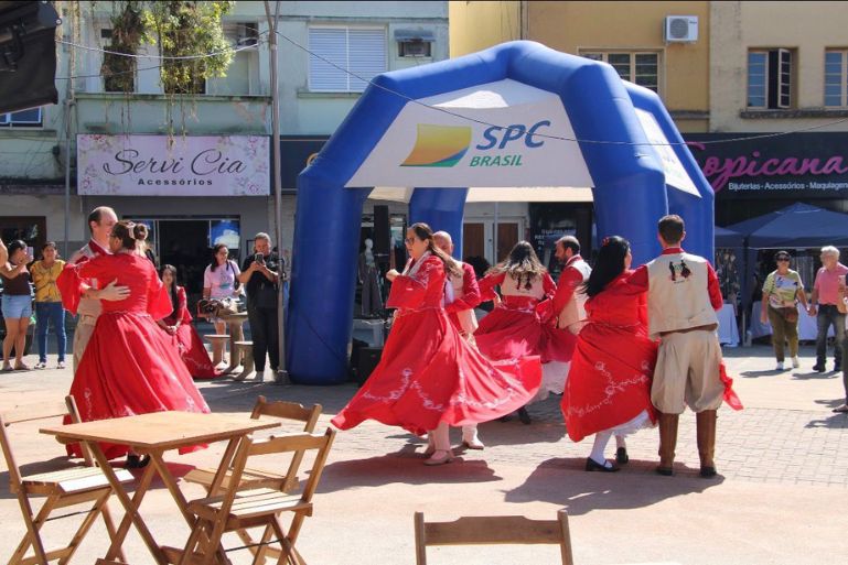 CDL Brusque celebra 57 anos com edição especial do Sábado Fácil
