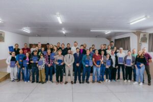 Programa Lar Legal entrega 43 matrículas de imóveis para famílias de Botuverá