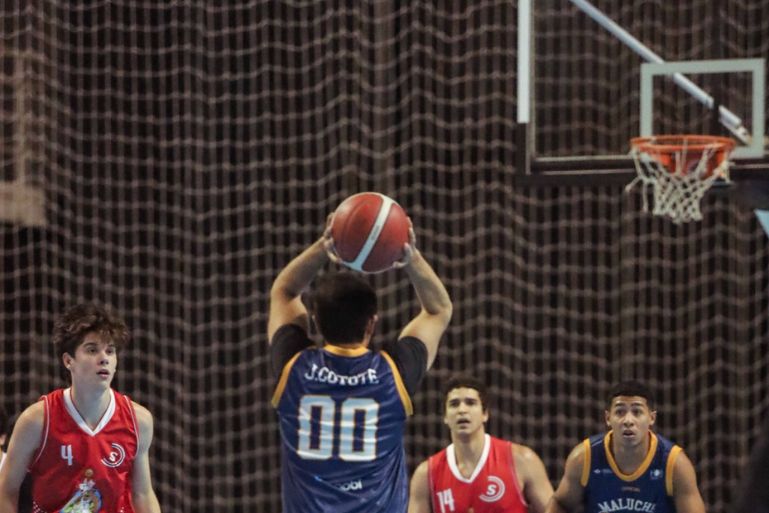 JACOB tem noite decisiva no basquete e sequência de semifinais hoje (23)