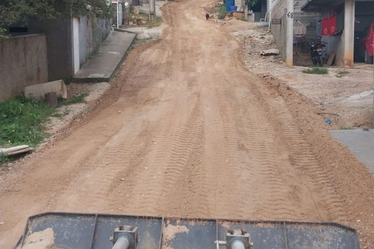 Patrolamento e nivelamento de vias somam cerca de 250 serviços nos primeiros 150 dias do ano