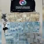 Suspeito de furto é preso com R$ 23,5 mil em espécie após fugir para Guabiruba
