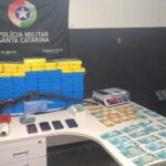 Mais de 102 quilos de cocaína são apreendidos pela PM em Itajaí