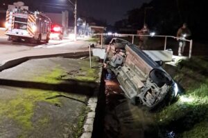 Motorista morre no hospital após grave acidente na Avenida Primeiro de Maio