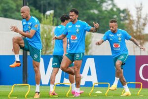 Brasil encara o Japão por vaga nas oitavas da Copa do Mundo