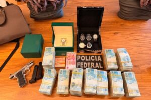 PF mira servidor que teria recebido R$ 2 milhões para favorecer empresários em Itajaí
