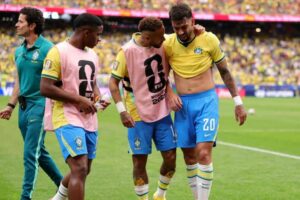 Paquetá tem lesão na coxa confirmada e inicia tratamento intensivo