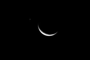 Lua crescente e planetas protagonizam espetáculo no céu do Brasil
