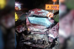 Homem morre após colisão entre carro e caminhão na BR-280