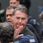 Delegado pede ao STF para ouvir Bolsonaro sobre arma apreendida