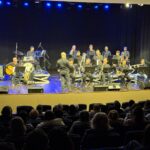 Big Band encanta público com repertório de músicas brasileiras