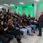 Sicredi e Escola João Vergílio Pereira constituem cooperativa escolar em Camboriú