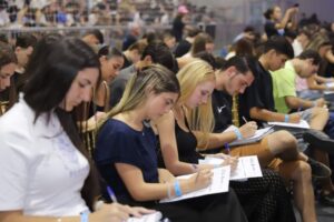 Calouros e familiares serão recepcionados na próxima segunda-feira (20), no campus Santa Terezinha