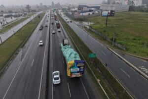 Estátua da Liberdade percorrerá mais de três mil quilômetros até a Havan de Ariquemes (RO)