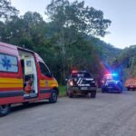 Idosa sequestrada é resgatada com vida após ser encontrada em ribanceira de Gaspar