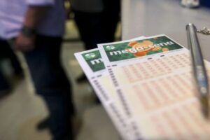 Bolão feito em Guabiruba fatura R$ 25 mil no Concurso 3038 da Mega-Sena