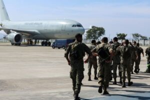 FAB envia militares e 18 toneladas de medicamentos para a Venezuela