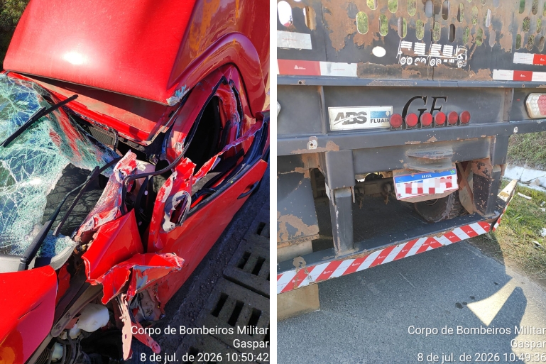 Jovem de 18 anos fica ferido após carro atingir traseira de carreta na BR-470