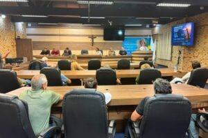 Brusque promove ciclo de palestras para fortalecer políticas públicas de bem-estar animal