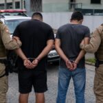 PM prende dois foragidos por tráfico de drogas em diferentes bairros de Brusque