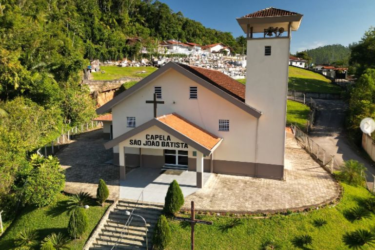 Comunidade do bairro Bateas celebra São João Batista com tríduo e festa