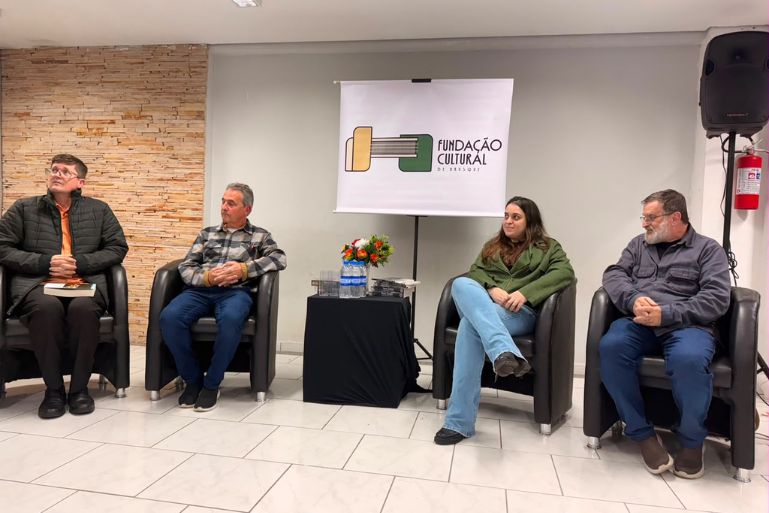 Fundação Cultural promove lançamento de obras sobre a história de Brusque e região