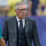 Ancelotti lamenta eliminação e já projeta novo ciclo: “Não é o fim”