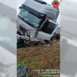 Colisão entre carro e carreta deixa cinco mortos na BR-470, em Campos Novos
