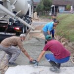 Conserto de calçadas na Avenida Primeiro de Maio mobiliza 684 horas de trabalho