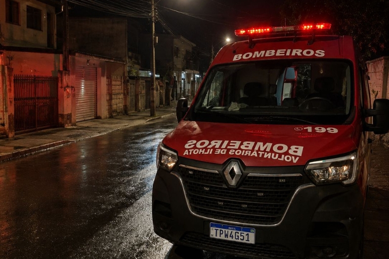 Bombeiros salvam bebê de 18 dias engasgado em Ilhota